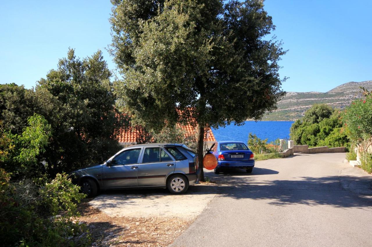 Seaside Apartments With A Swimming Pool Tri Zala, Korcula - 558 Zrnovo Exterior photo